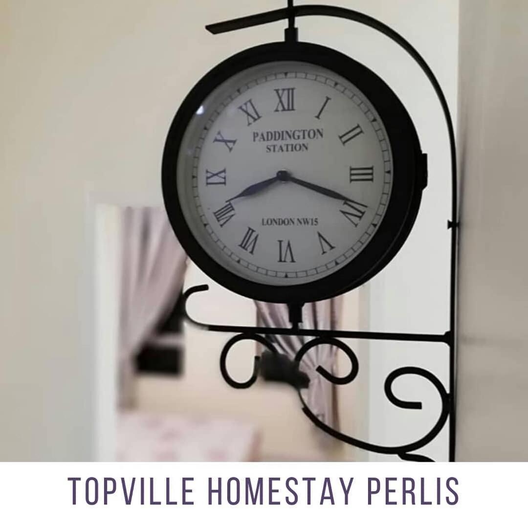 Topville Homestay Kangar Exterior foto